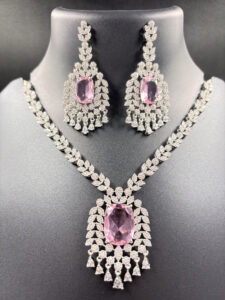 Silver-Tone Red Stone Swan Motif Pendant Necklace Set